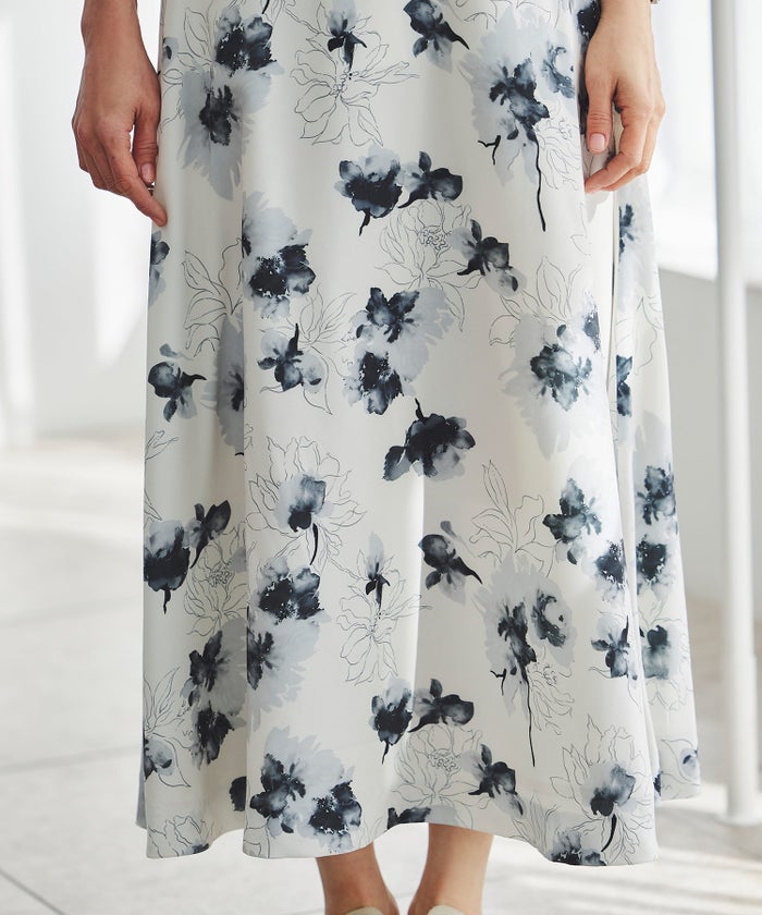 花柄 スカート ギャザー フレア ミドル丈 通勤 カジュアル フェミニン 大人かわいい 上品 モノトーン ピンク ジョイントスペース