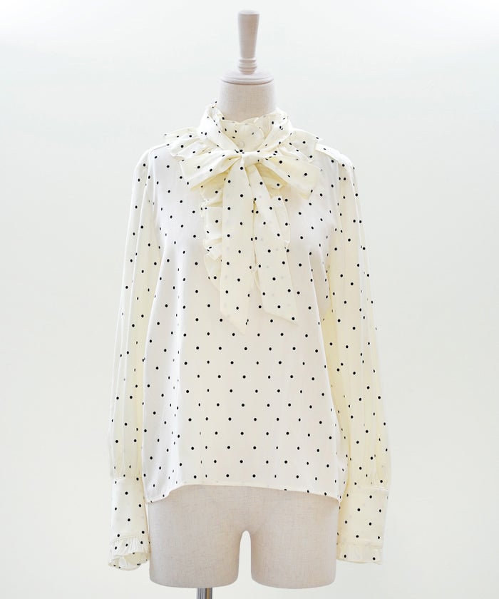 ブラウス リボン フリル ボウタイ 通勤 働く女性 アフタヌーンティー フェミニン 大人かわいい 上品 ドット柄 