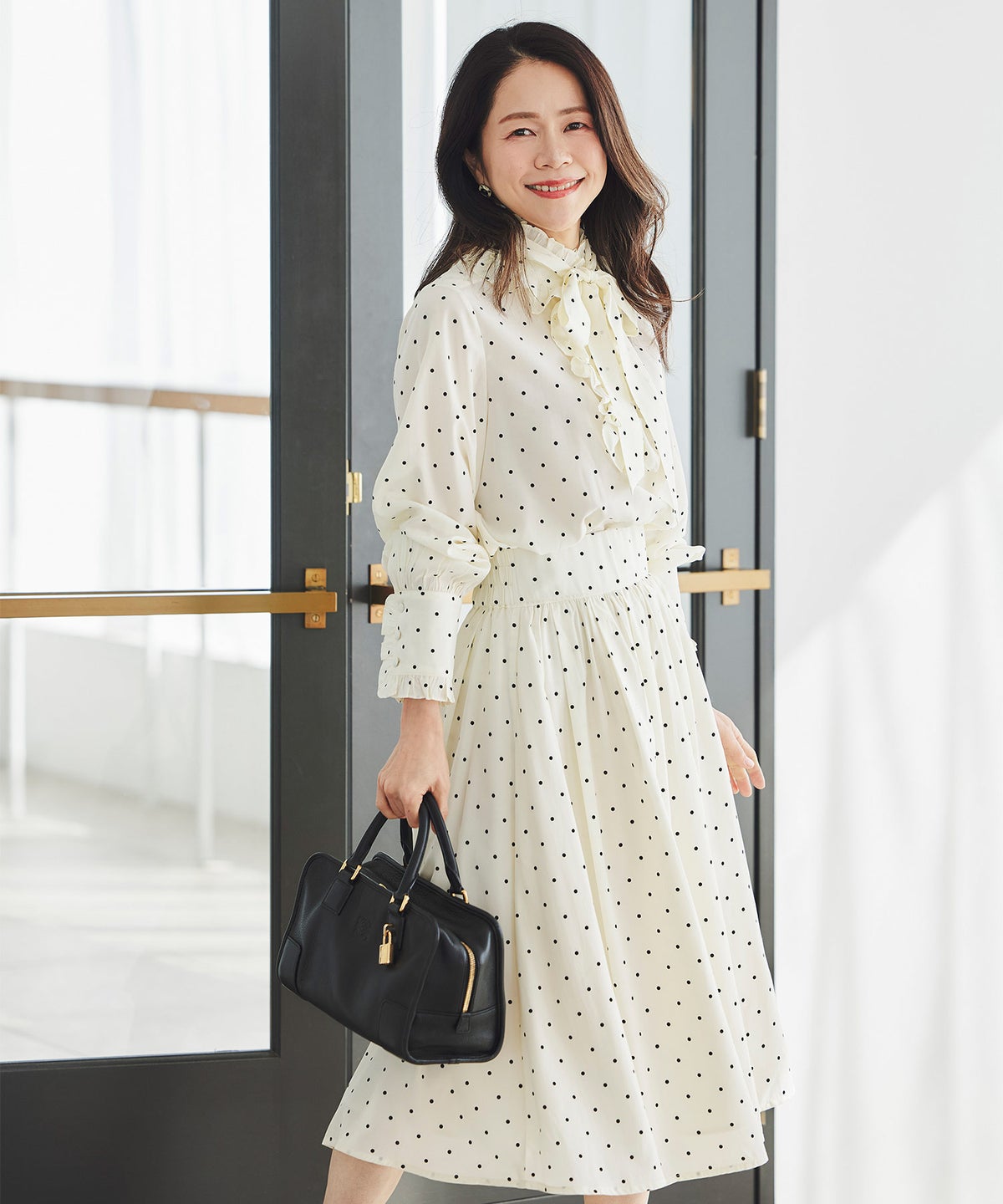 ブラウス リボン フリル ボウタイ 通勤 働く女性 アフタヌーンティー フェミニン 大人かわいい 上品 ドット柄 