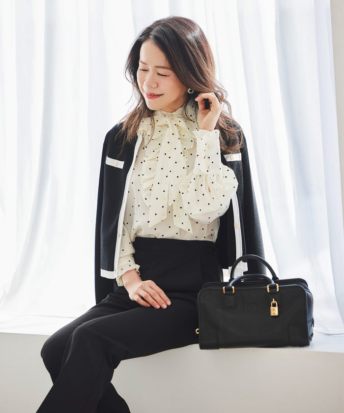 ブラウス リボン フリル ボウタイ 通勤 働く女性 アフタヌーンティー フェミニン 大人かわいい 上品 ドット柄 