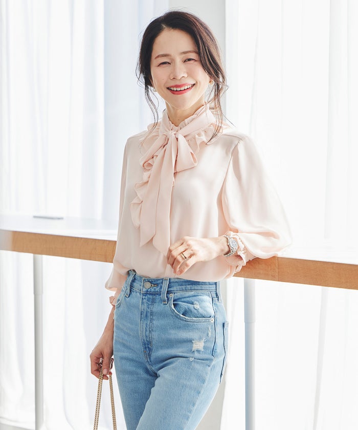 ブラウス リボン フリル ボウタイ 通勤 働く女性 アフタヌーンティー フェミニン 大人かわいい 上品 ピンク 