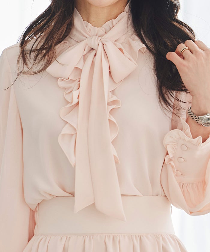 ブラウス リボン フリル ボウタイ 通勤 働く女性 アフタヌーンティー フェミニン 大人かわいい 上品 ピンク 
