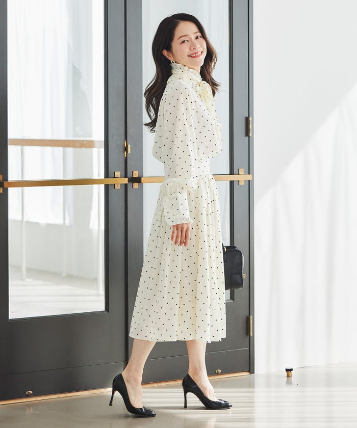 ブラウス リボン フリル ボウタイ 通勤 働く女性 アフタヌーンティー フェミニン 大人かわいい 上品 ドット柄 