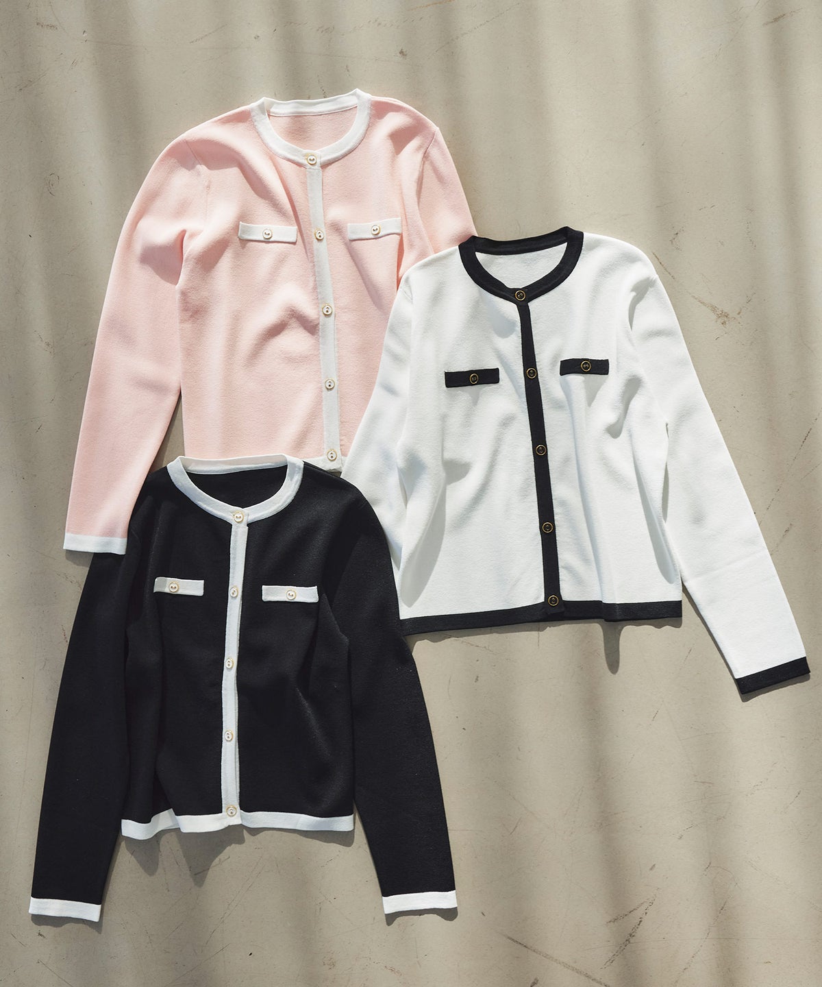 バイカラー ニットカーディガン 春 夏 薄手 クルーネック 長袖 飾りポケット 通勤 冷房対策 日焼け対策 レディース M L 黒 白 ピンク