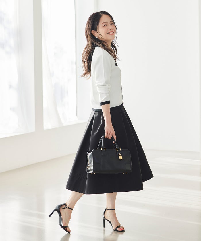 バイカラー ニットカーディガン 春 夏 薄手 クルーネック 長袖 飾りポケット 通勤 冷房対策 日焼け対策 レディース M L 黒 白 ピンク