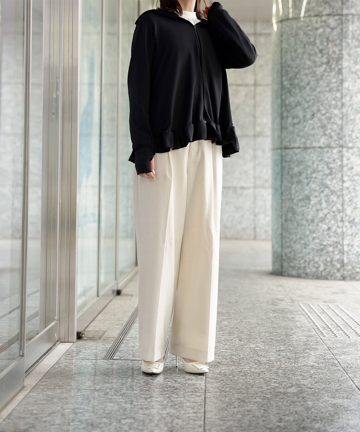 ポケッタブル UVカット パーカー レディース ファッション ホワイト ネイビー ブラック M