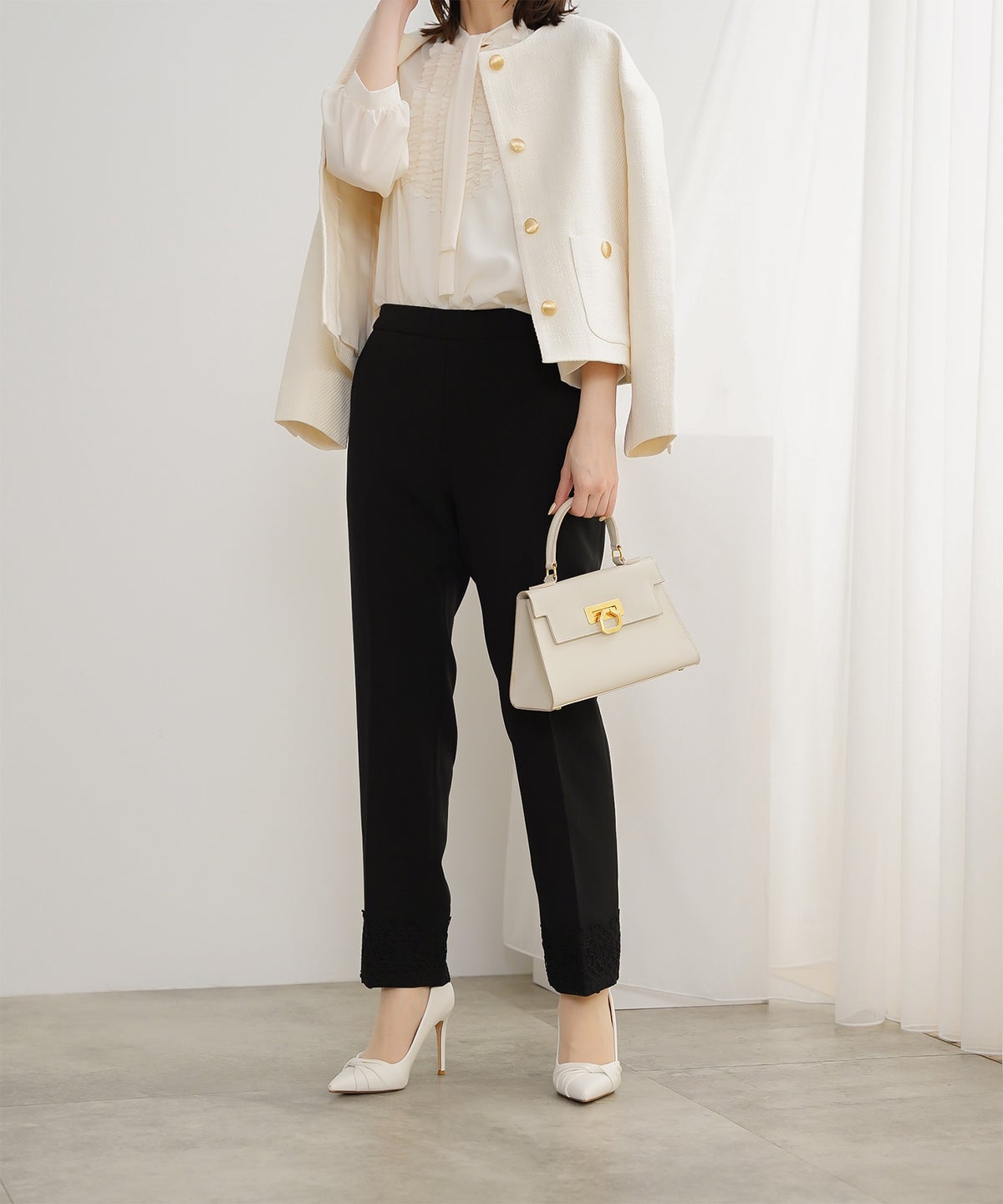 フロント フリル ボウタイ ブラウス レディース ファッション ホワイトドット アイボリー サックス ネイビー ブラックドット M