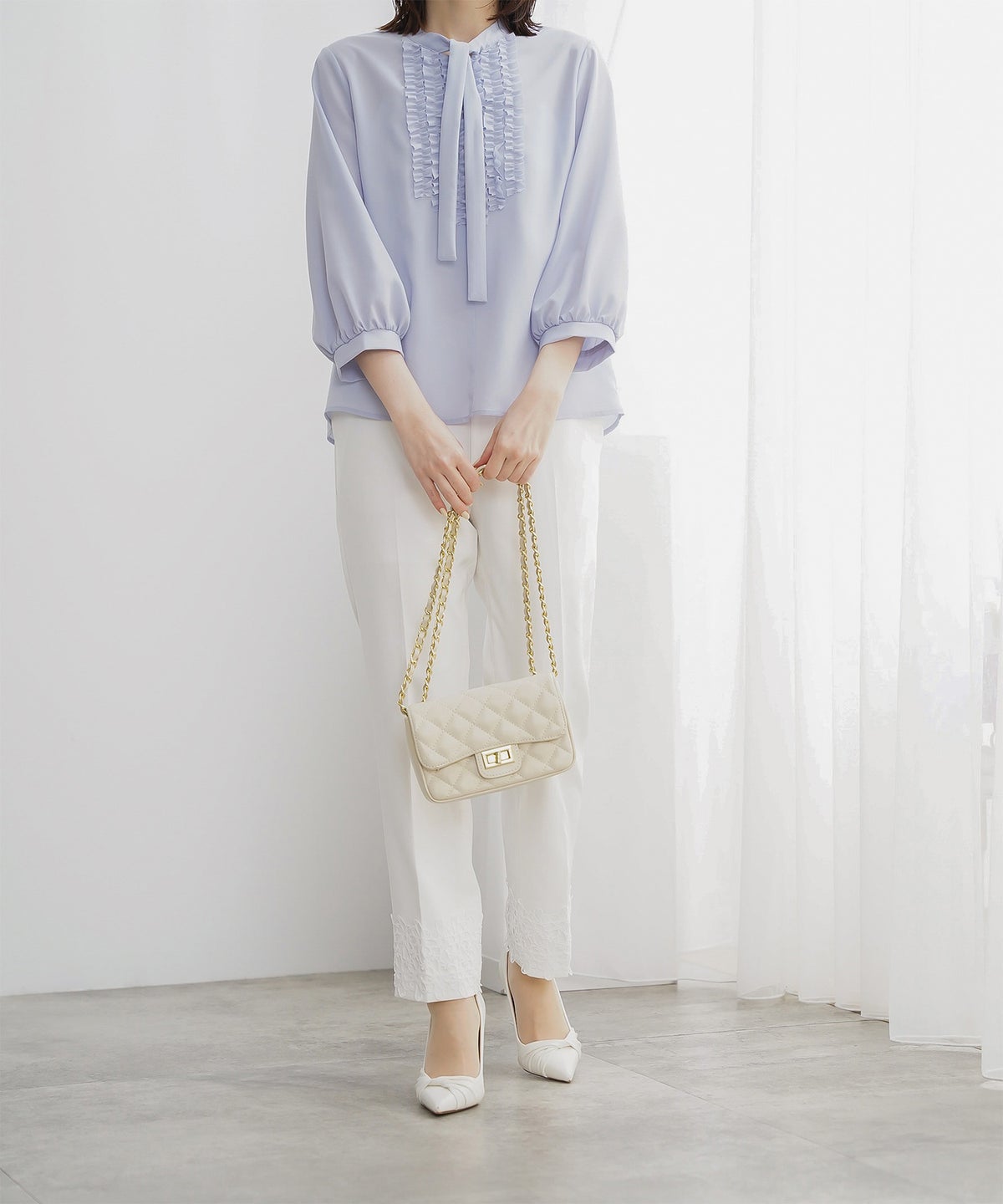 フロント フリル ボウタイ ブラウス レディース ファッション ホワイトドット アイボリー サックス ネイビー ブラックドット M