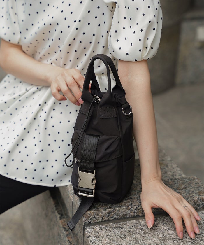 保冷・保温 ミニ ショルダー バッグ レディース ファッション ホワイト ピンク ブラック フリー