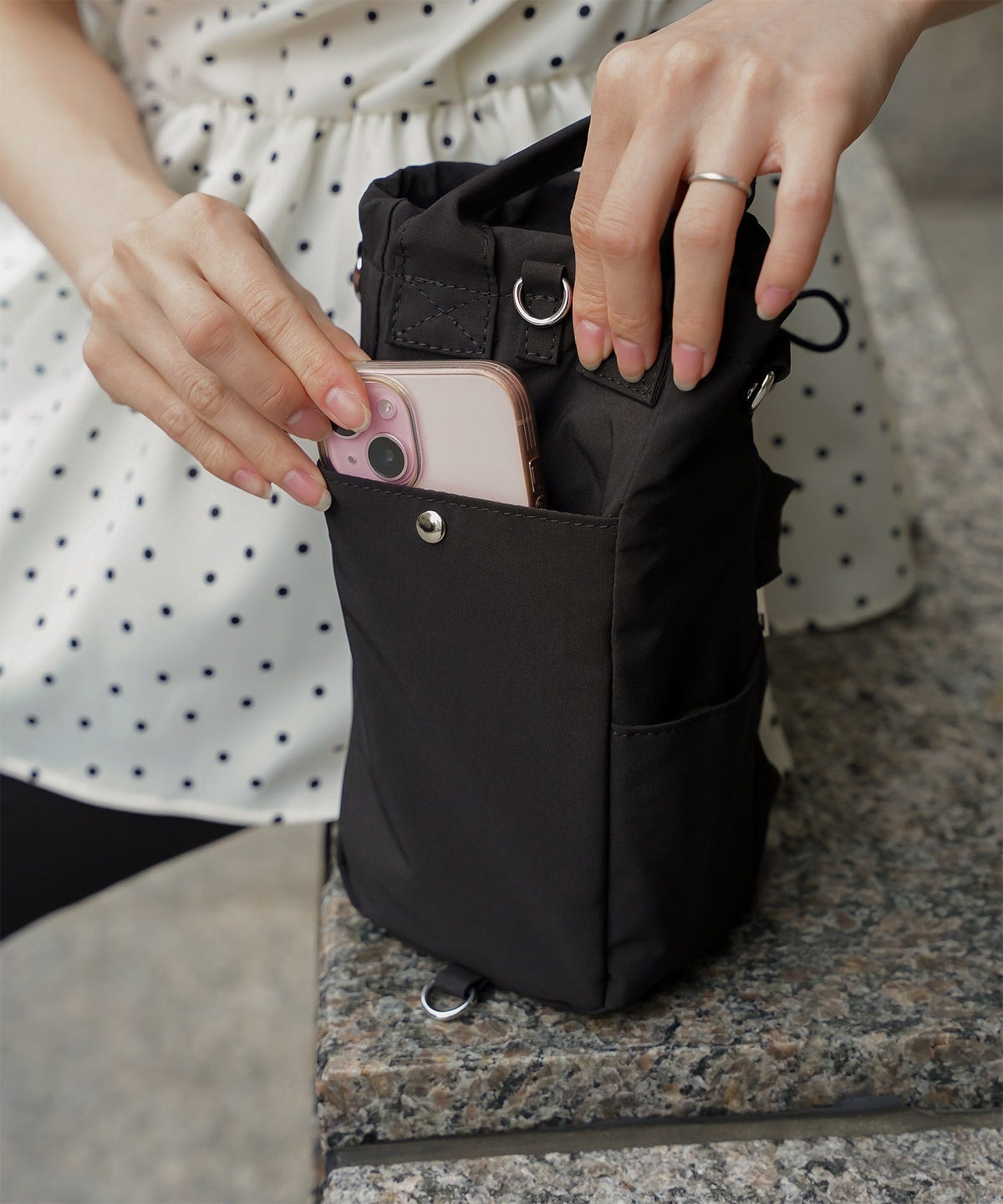 保冷・保温 ミニ ショルダー バッグ レディース ファッション ホワイト ピンク ブラック フリー