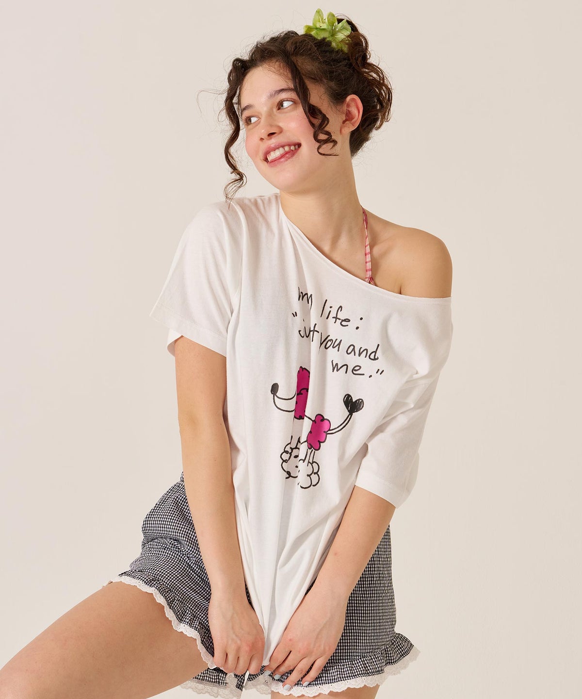 トップス/オーバーサイズ/オリジナル プリント オフショル Tシャツ TINA：JOJUN