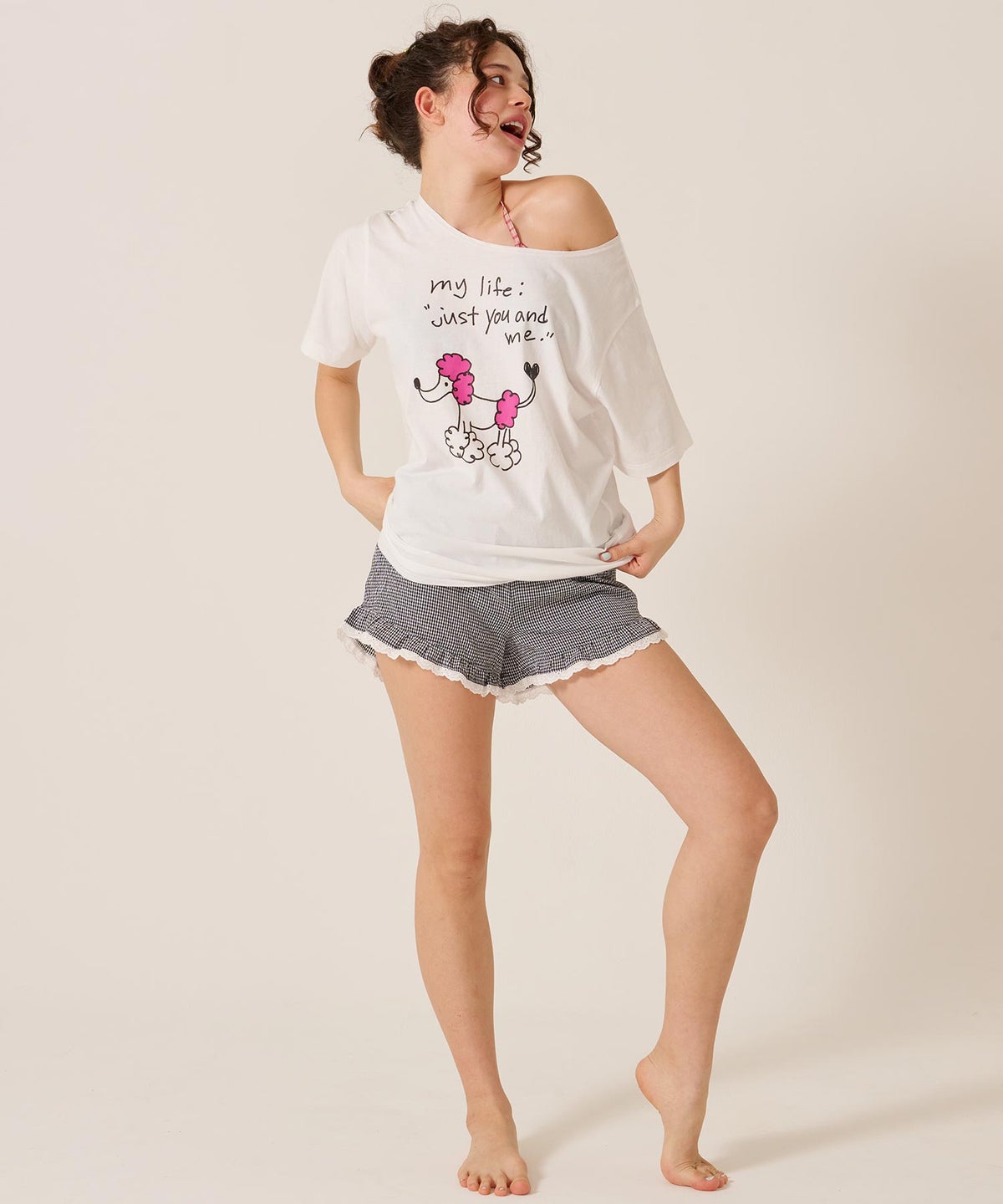 トップス/オーバーサイズ/オリジナル プリント オフショル Tシャツ TINA：JOJUN