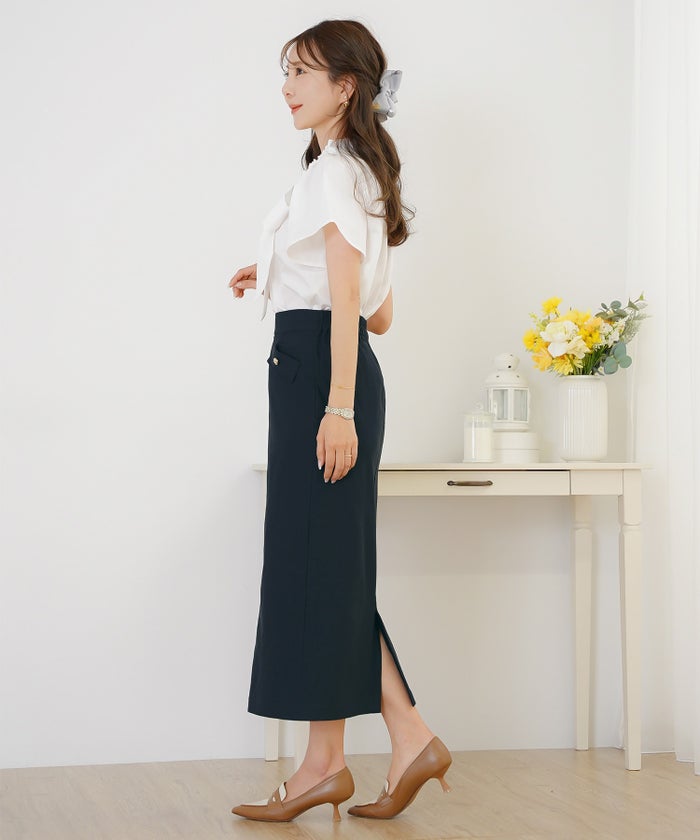 ボトムス スカート タイトスカート ナロースカート きれいめ 上品 エレガント 細身 スリット ポケット エンブレム ボタン ゴールド タイトめ ストレッチ ハイストレッチ 無地 ギンガム オールシーズン 秋 冬 春 夏