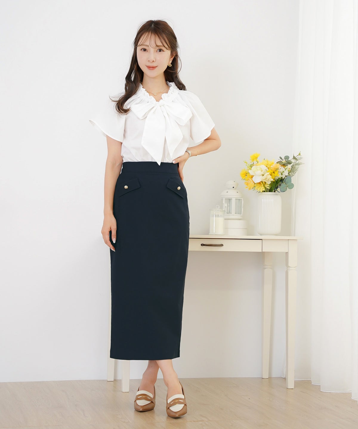 ボトムス スカート タイトスカート ナロースカート きれいめ 上品 エレガント 細身 スリット ポケット エンブレム ボタン ゴールド タイトめ ストレッチ ハイストレッチ 無地 ギンガム オールシーズン 秋 冬 春 夏