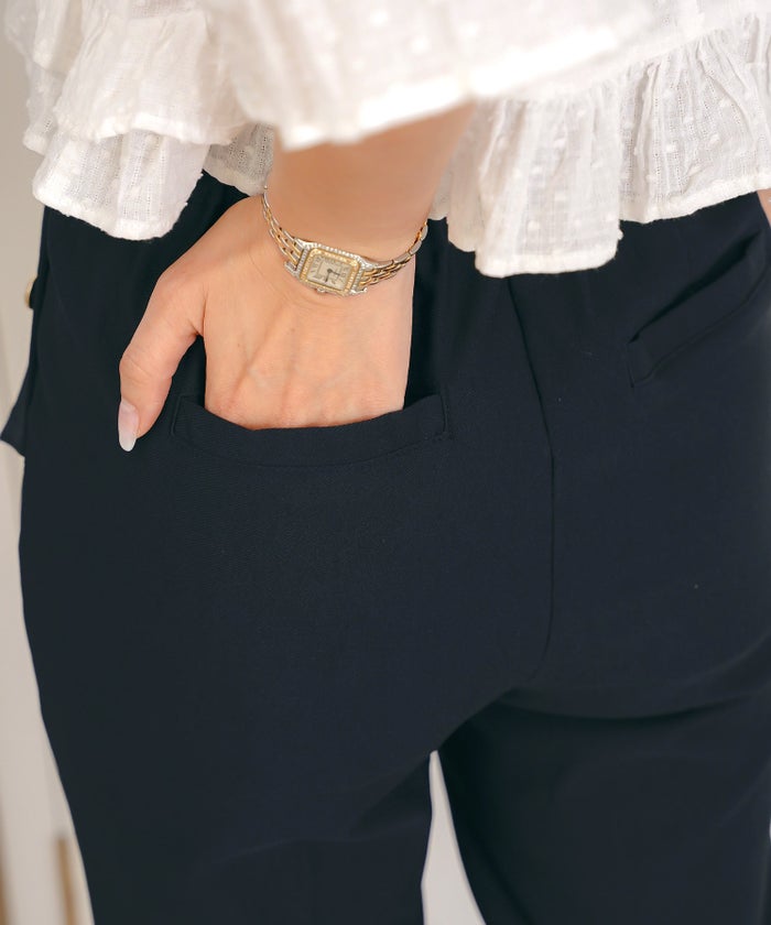 ボトムス テーパードパンツ パンツ きれいめ 上品 エレガント 細身 スリット ポケット エンブレム ボタン ゴールド タイトめ ストレッチ ハイストレッチ 無地 ギンガム オールシーズン 秋 冬 春 夏