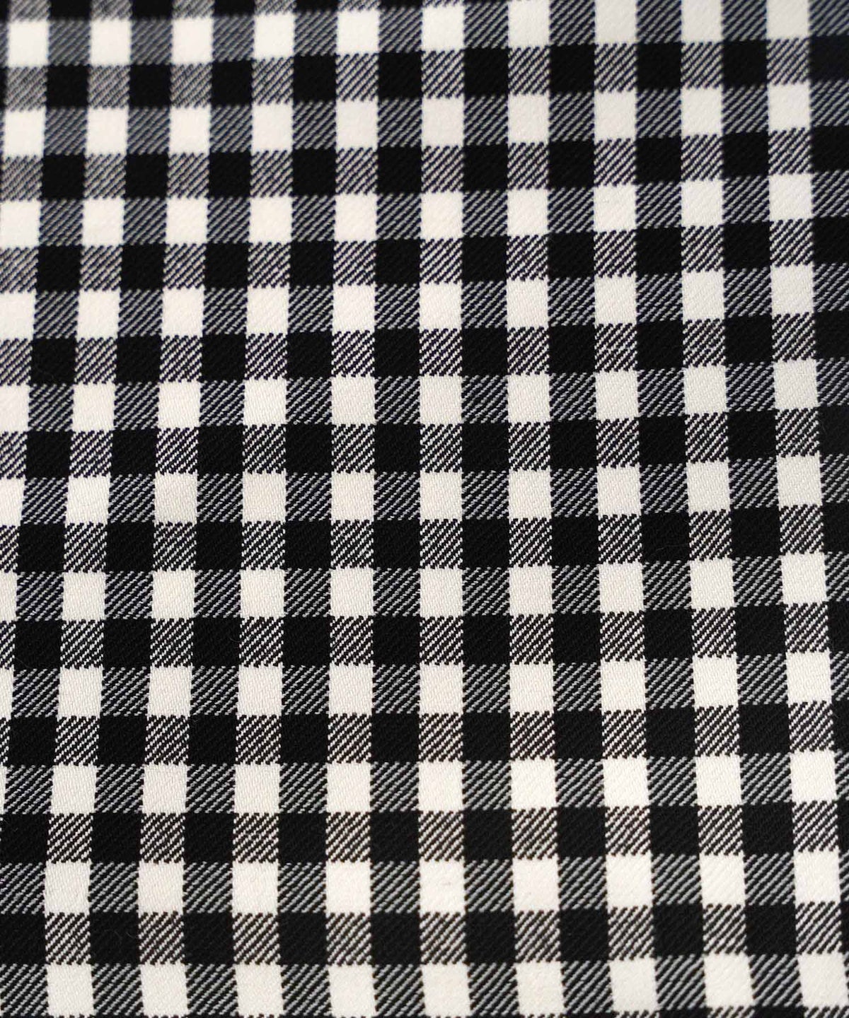 ボトムス テーパードパンツ パンツ きれいめ 上品 エレガント 細身 スリット ポケット エンブレム ボタン ゴールド タイトめ ストレッチ ハイストレッチ 無地 ギンガム オールシーズン 秋 冬 春 夏