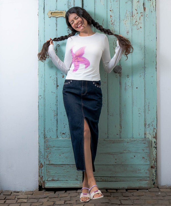  限定ノベルティ フラワープリントカットソー TINA：JOJUN