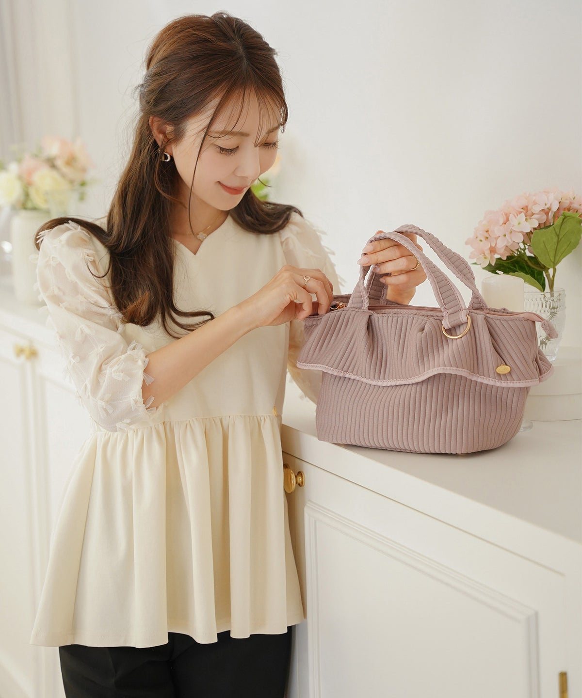 バッグ トートバッグ ミニバッグ 小さめ ファスナー フリル ヌビ キルティング ナチュラル ショルダー 子持ち ママ お出かけ ママバッグ
