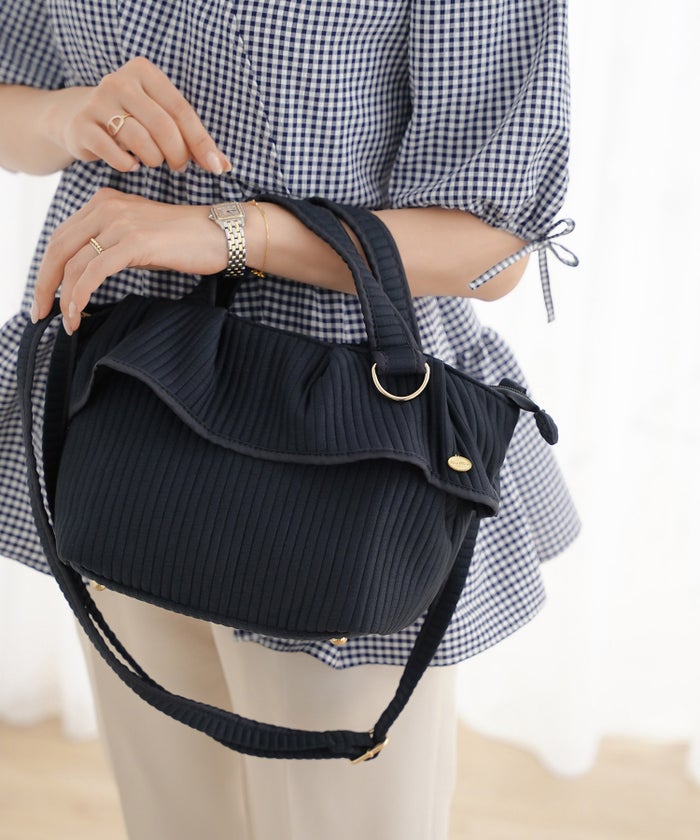 バッグ トートバッグ ミニバッグ 小さめ ファスナー フリル ヌビ キルティング ナチュラル ショルダー 子持ち ママ お出かけ ママバッグ