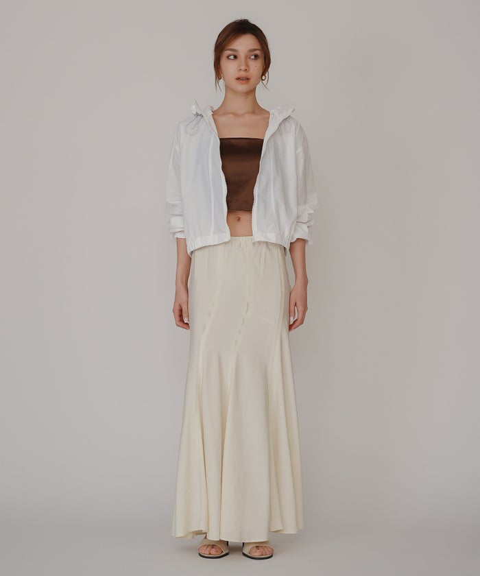 ［UＶカット］シアー ギャザリング フード ブルゾン KINO THE KEI ナイロンブルゾン フードブルゾン ライトアウター ショートブルゾン ナイロンジャケット フードジャケット ウィンドブレーカー ドローストリングブルゾン ドロストデザイン ギャザーネック スタンドネックブルゾン