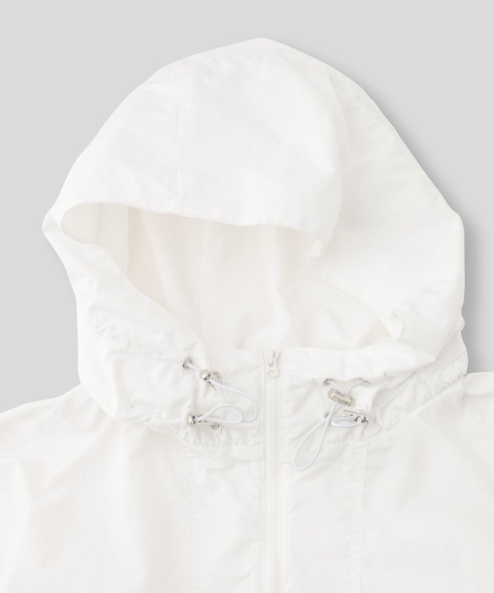 ［UＶカット］シアー ギャザリング フード ブルゾン KINO THE KEI ナイロンブルゾン フードブルゾン ライトアウター ショートブルゾン ナイロンジャケット フードジャケット ウィンドブレーカー ドローストリングブルゾン ドロストデザイン ギャザーネック スタンドネックブルゾン