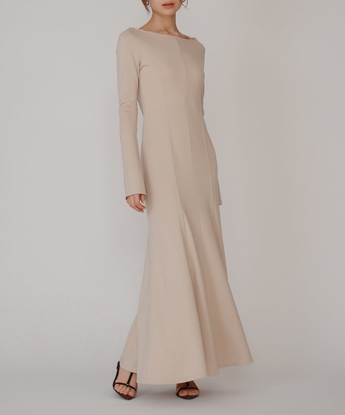 バック スクープオープン フレア ワンピース KINO THE KEI バックオープンワンピース スクープバックワンピース ボートネックワンピース フレアワンピース ロングワンピース デザインワンピース 美シルエットワンピース スタイルアップワンピース 大人フェミニンワンピース