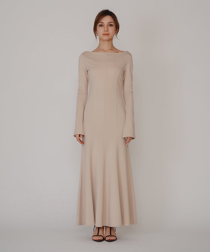 バック スクープオープン フレア ワンピース KINO THE KEI バックオープンワンピース スクープバックワンピース ボートネックワンピース フレアワンピース ロングワンピース デザインワンピース 美シルエットワンピース スタイルアップワンピース 大人フェミニンワンピース