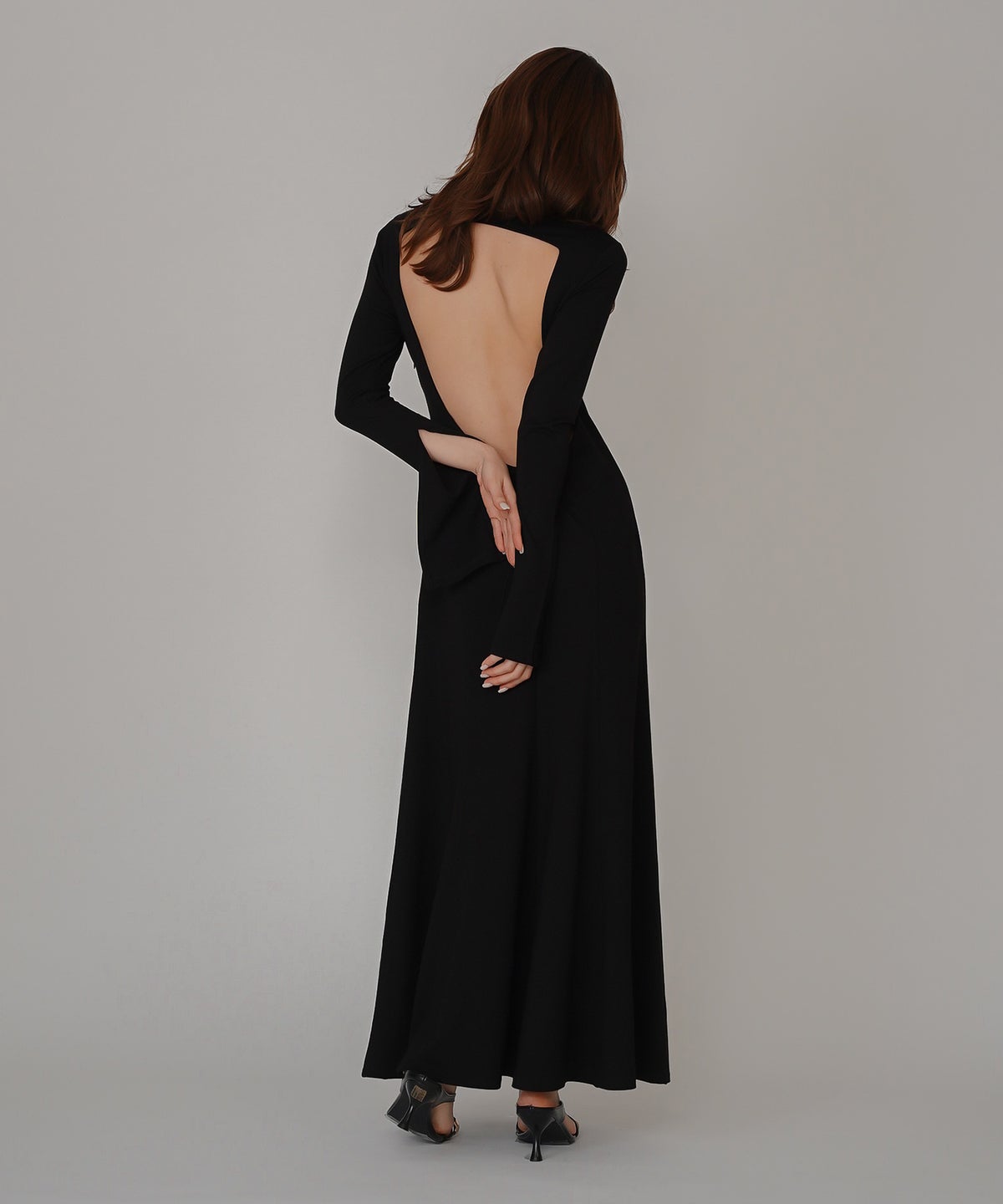 バック スクープオープン フレア ワンピース KINO THE KEI バックオープンワンピース スクープバックワンピース ボートネックワンピース フレアワンピース ロングワンピース デザインワンピース 美シルエットワンピース スタイルアップワンピース 大人フェミニンワンピース