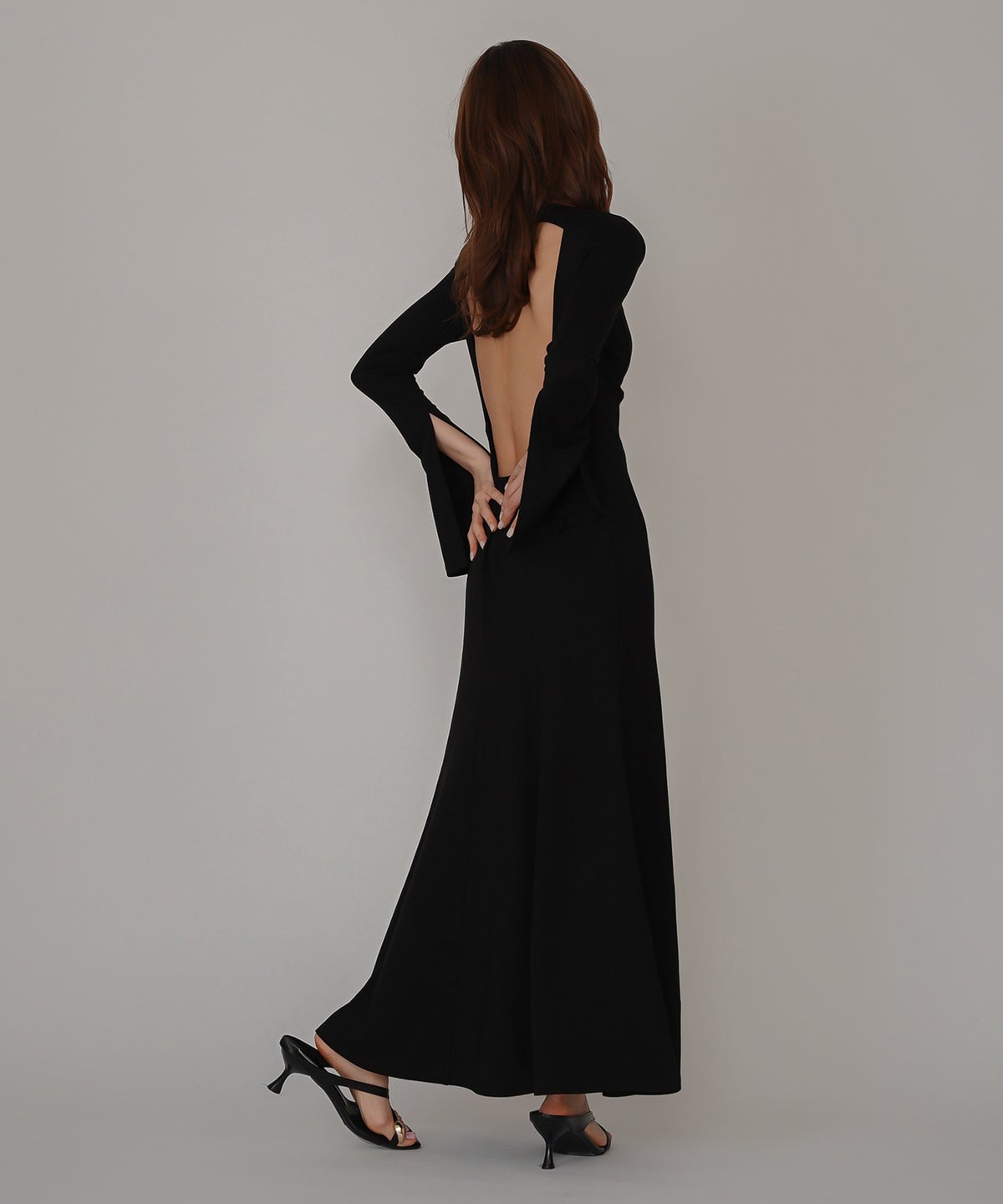 バック スクープオープン フレア ワンピース KINO THE KEI バックオープンワンピース スクープバックワンピース ボートネックワンピース フレアワンピース ロングワンピース デザインワンピース 美シルエットワンピース スタイルアップワンピース 大人フェミニンワンピース