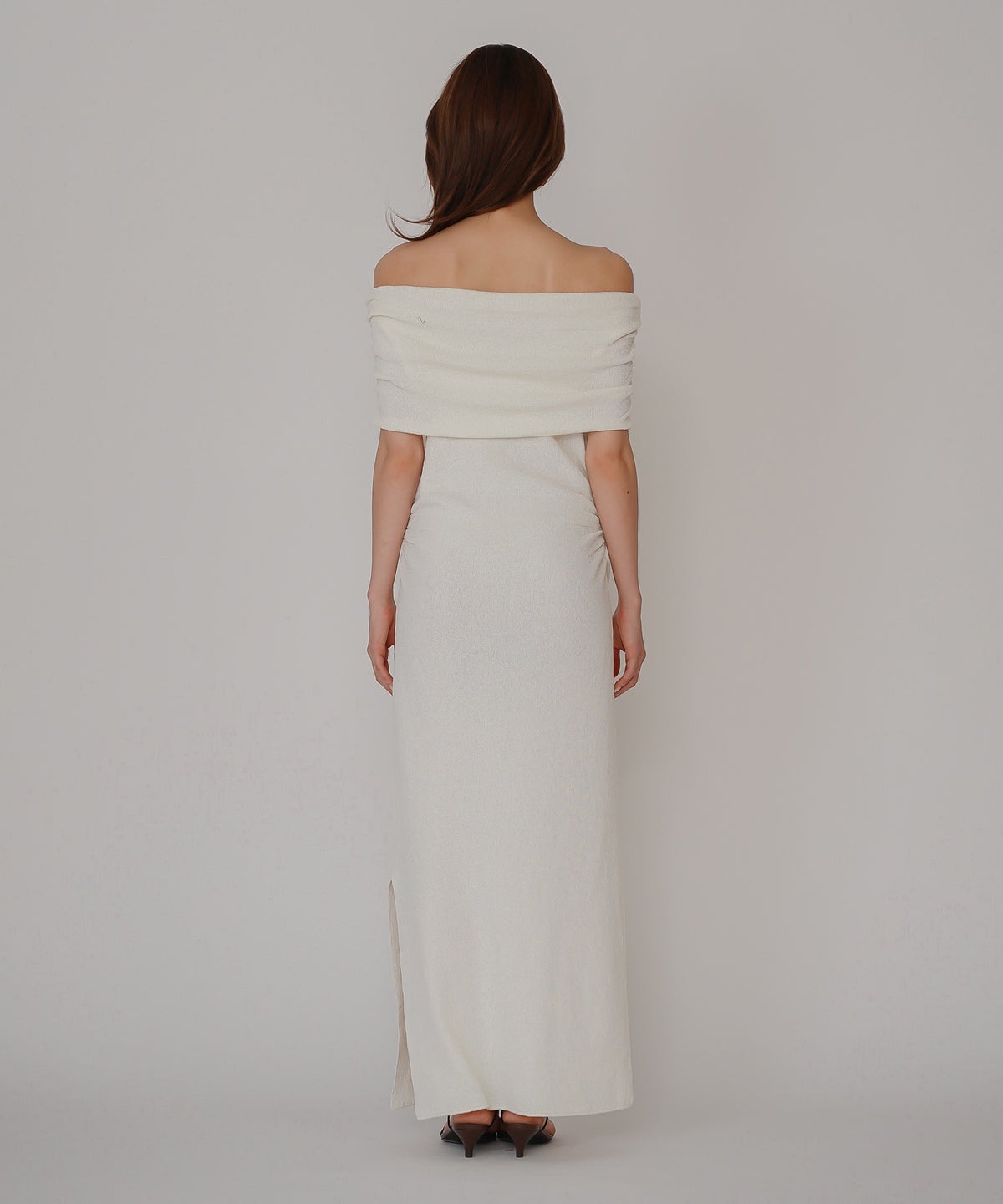 オフショル ニット ワンピース KINO THE KEI ストレッチワンピース ボディラインワンピース フィットシルエットワンピース 大人色気ワンピース 韓国風ワンピース 抜け感ワンピース 大人女子コーデ きれいめカジュアル オフショルワンピ ニットワンピース