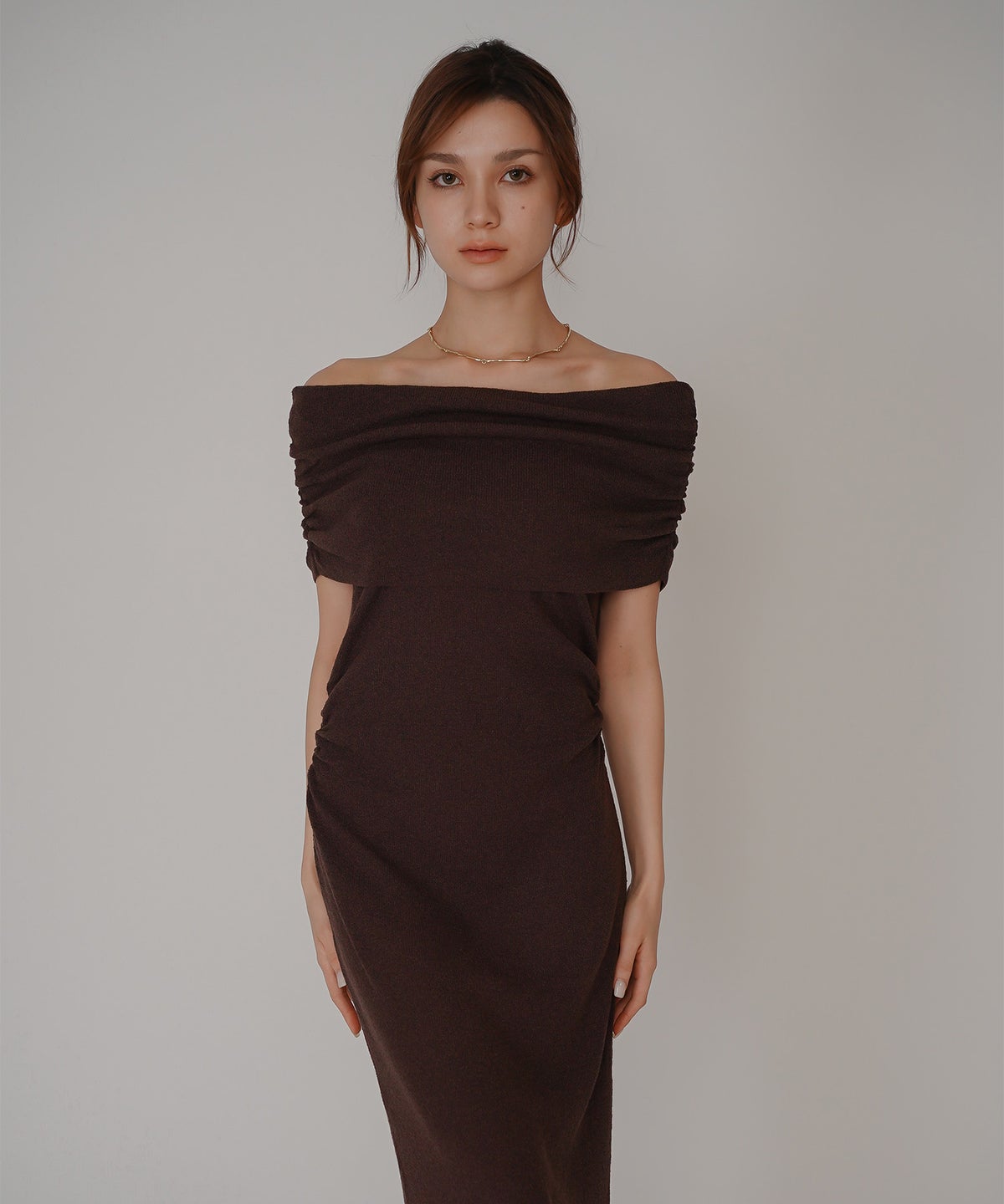 オフショル ニット ワンピース KINO THE KEI ストレッチワンピース ボディラインワンピース フィットシルエットワンピース 大人色気ワンピース 韓国風ワンピース 抜け感ワンピース 大人女子コーデ きれいめカジュアル オフショルワンピ ニットワンピース