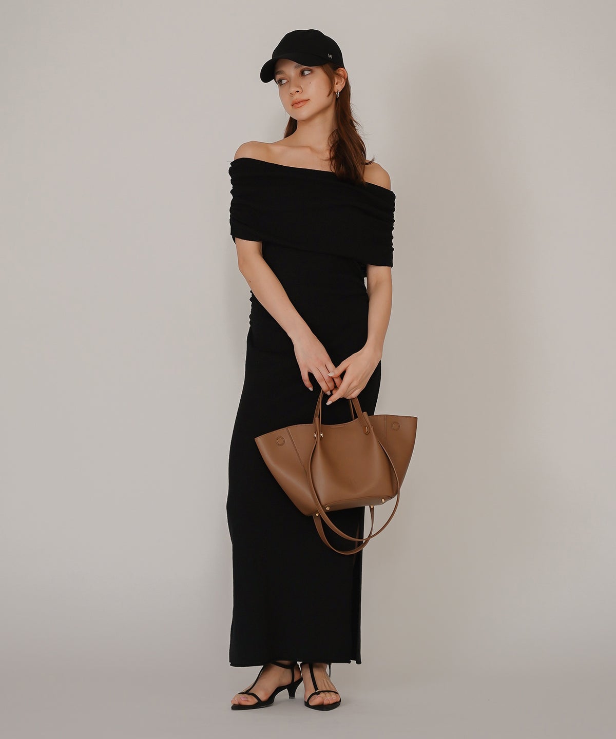 オフショル ニット ワンピース KINO THE KEI ストレッチワンピース ボディラインワンピース フィットシルエットワンピース 大人色気ワンピース 韓国風ワンピース 抜け感ワンピース 大人女子コーデ きれいめカジュアル オフショルワンピ ニットワンピース