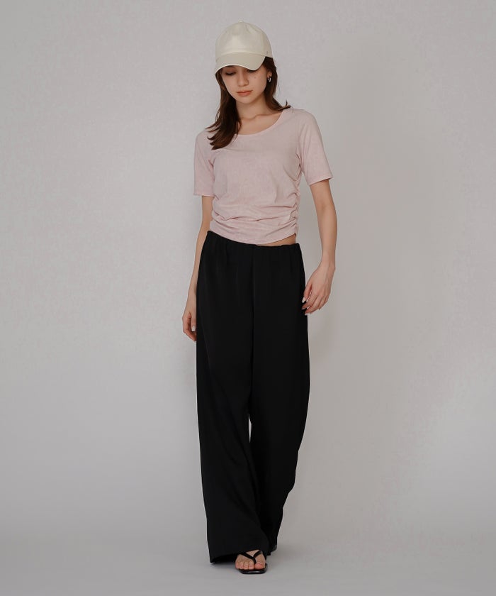 スクープネック サイド ギャザー フィットTEE KINO THE KEI サイドギャザー Tシャツ フィットTEE コンパクトT クロップド丈 Uネック デコルテ見せ ギャザートップス タイトトップス 着痩せトップス スタイルアップ 抜け感 女性らしい きれいめカジュアルシンプルコーデ トレンドトップス 春夏トップス レイヤードコーデ