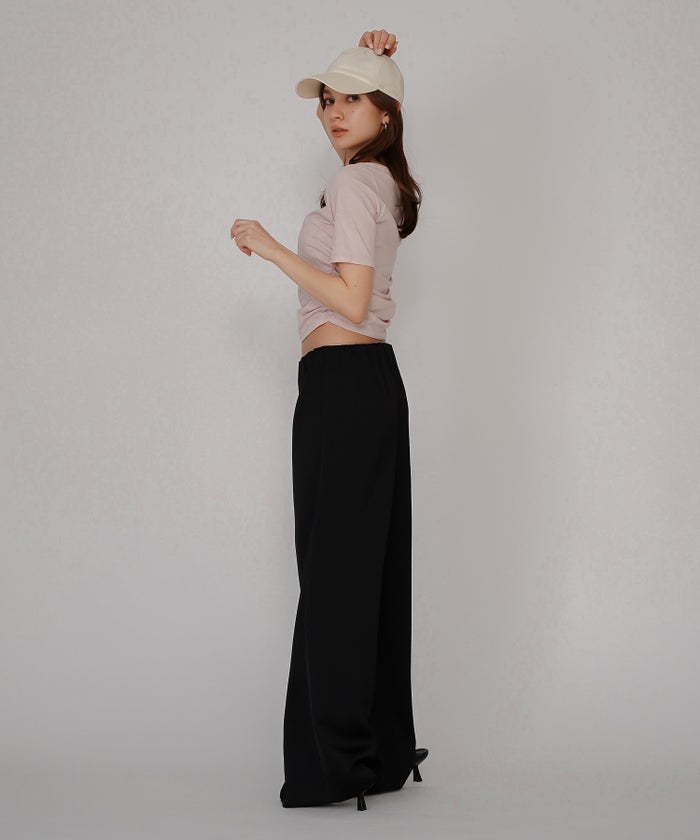 スクープネック サイド ギャザー フィットTEE KINO THE KEI サイドギャザー Tシャツ フィットTEE コンパクトT クロップド丈 Uネック デコルテ見せ ギャザートップス タイトトップス 着痩せトップス スタイルアップ 抜け感 女性らしい きれいめカジュアルシンプルコーデ トレンドトップス 春夏トップス レイヤードコーデ