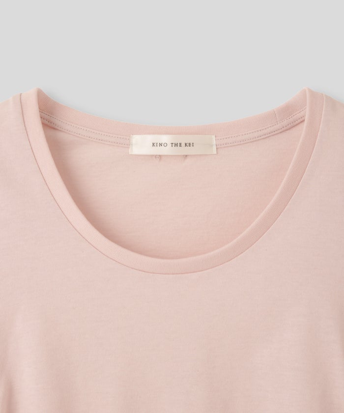 スクープネック サイド ギャザー フィットTEE KINO THE KEI サイドギャザー Tシャツ フィットTEE コンパクトT クロップド丈 Uネック デコルテ見せ ギャザートップス タイトトップス 着痩せトップス スタイルアップ 抜け感 女性らしい きれいめカジュアルシンプルコーデ トレンドトップス 春夏トップス レイヤードコーデ