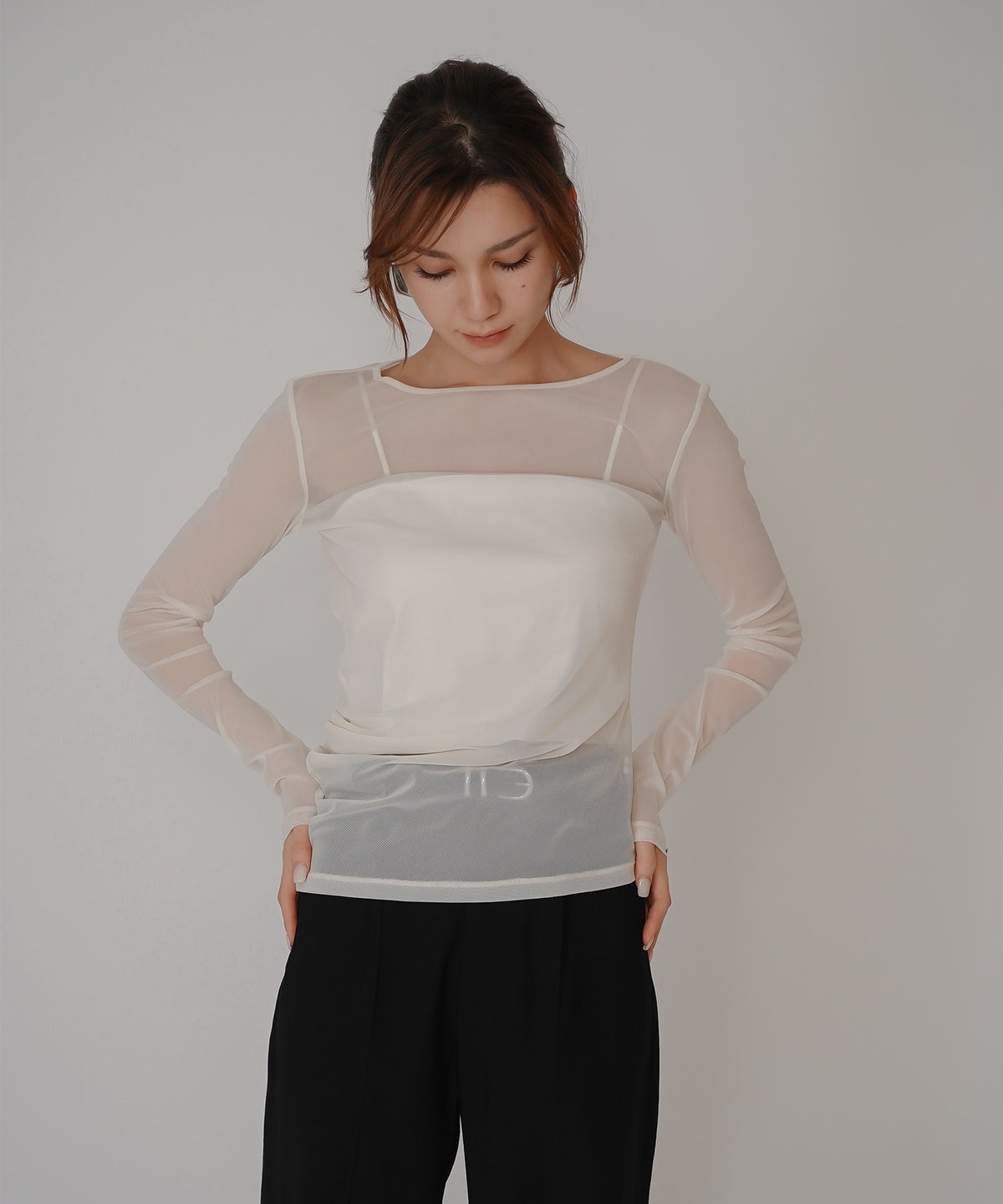 セカンドスキン シアー アシンメトリー トップス KINO THE KEI 変形トップス アシンメトリートップス ドレープトップス デザイントップス フィットトップス セカンドスキントップス レイヤードトップス インナートップス ロングスリーブトップス コンパクトトップス 美シルエットトップス