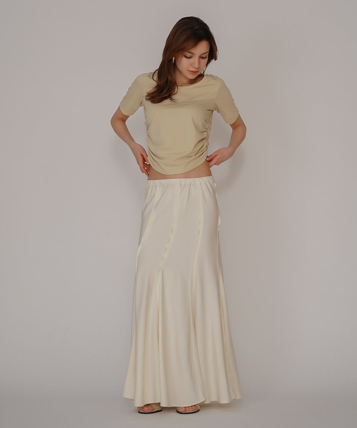 ウェーブ 切り替え スカート KINO THE KEI ロングスカート マーメイドスカート フレアスカート ウェーブデザインスカート 切替スカート デザインスカート 揺れスカート ボリュームスカート 美シルエットスカート スタイルアップスカート ウエストゴムスカート