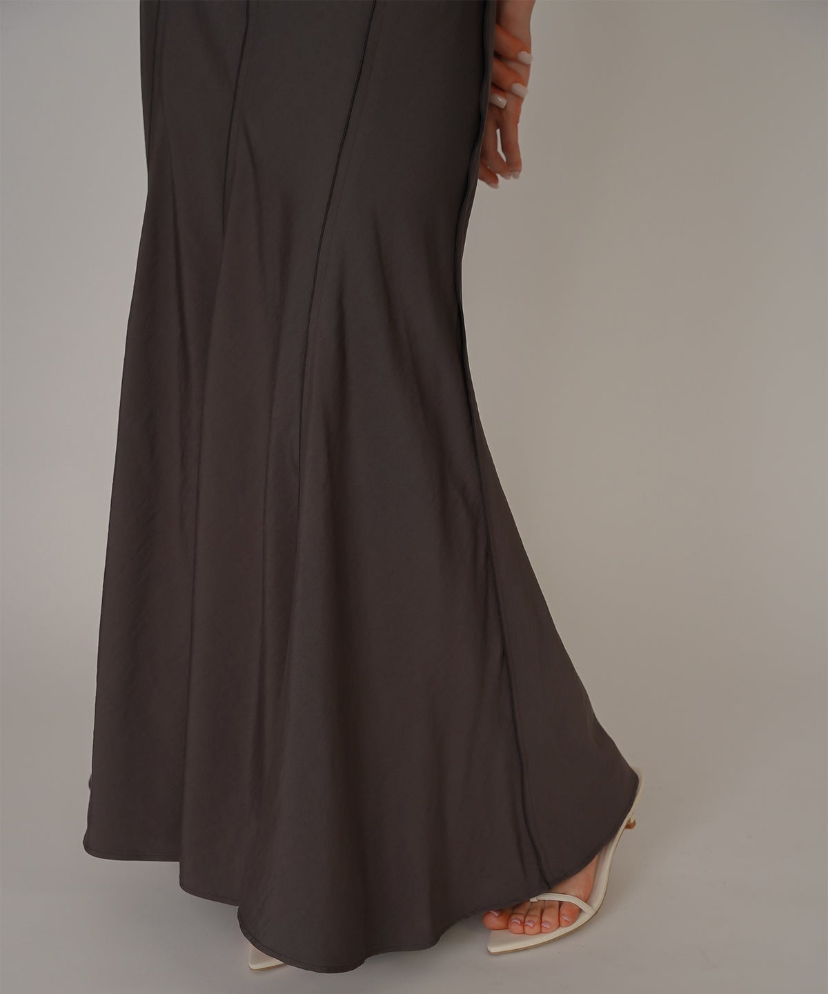 ウェーブ 切り替え スカート KINO THE KEI ロングスカート マーメイドスカート フレアスカート ウェーブデザインスカート 切替スカート デザインスカート 揺れスカート ボリュームスカート 美シルエットスカート スタイルアップスカート ウエストゴムスカート