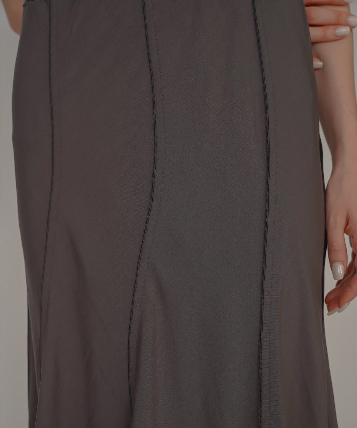 ウェーブ 切り替え スカート KINO THE KEI ロングスカート マーメイドスカート フレアスカート ウェーブデザインスカート 切替スカート デザインスカート 揺れスカート ボリュームスカート 美シルエットスカート スタイルアップスカート ウエストゴムスカート