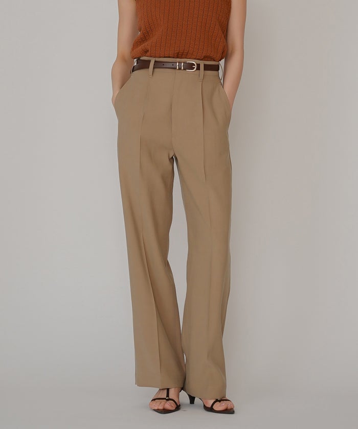 ハイウエスト スムース レーヨン タック パンツ KINO THE KEI サマーチノパンツ ハイウエストパンツ チノパンツ ストレートパンツ センタープレスパンツ タックパンツ 美脚パンツ 脚長パンツ スタイルアップパンツ きれいめパンツ 大人カジュアルパンツ オフィスカジュアル