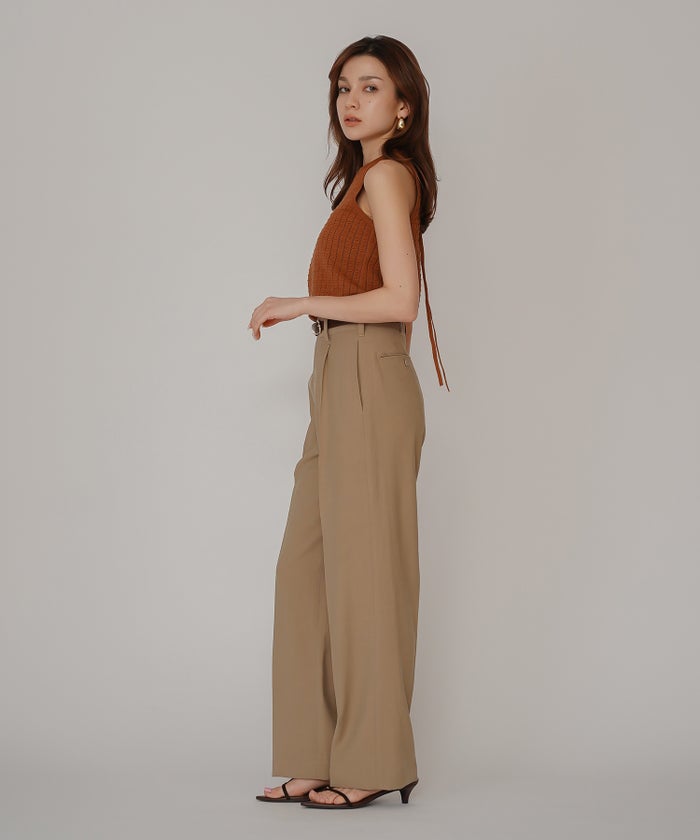 ハイウエスト スムース レーヨン タック パンツ KINO THE KEI サマーチノパンツ ハイウエストパンツ チノパンツ ストレートパンツ センタープレスパンツ タックパンツ 美脚パンツ 脚長パンツ スタイルアップパンツ きれいめパンツ 大人カジュアルパンツ オフィスカジュアル