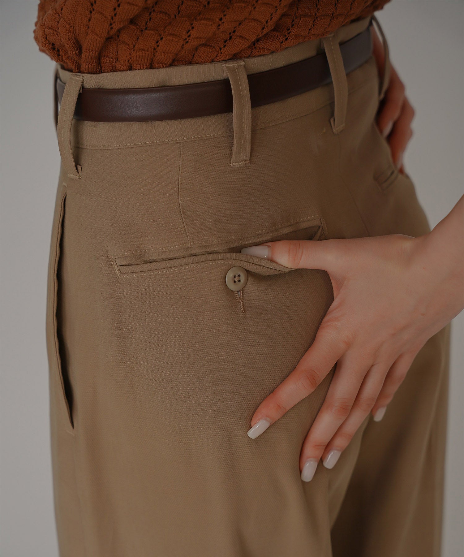 ハイウエスト スムース レーヨン タック パンツ KINO THE KEI 全2色