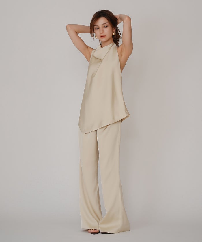 ホルター ドレープ サテン ブラウス KINO THE KEI ホルターネック ブラウス サテンブラウス サテン バックオープン トップス アシンメトリー ドレープ 光沢感 落ち感 とろみ素材 上品 ヘルシー 肌見せ モード きれいめ オケージョン デート 女子会