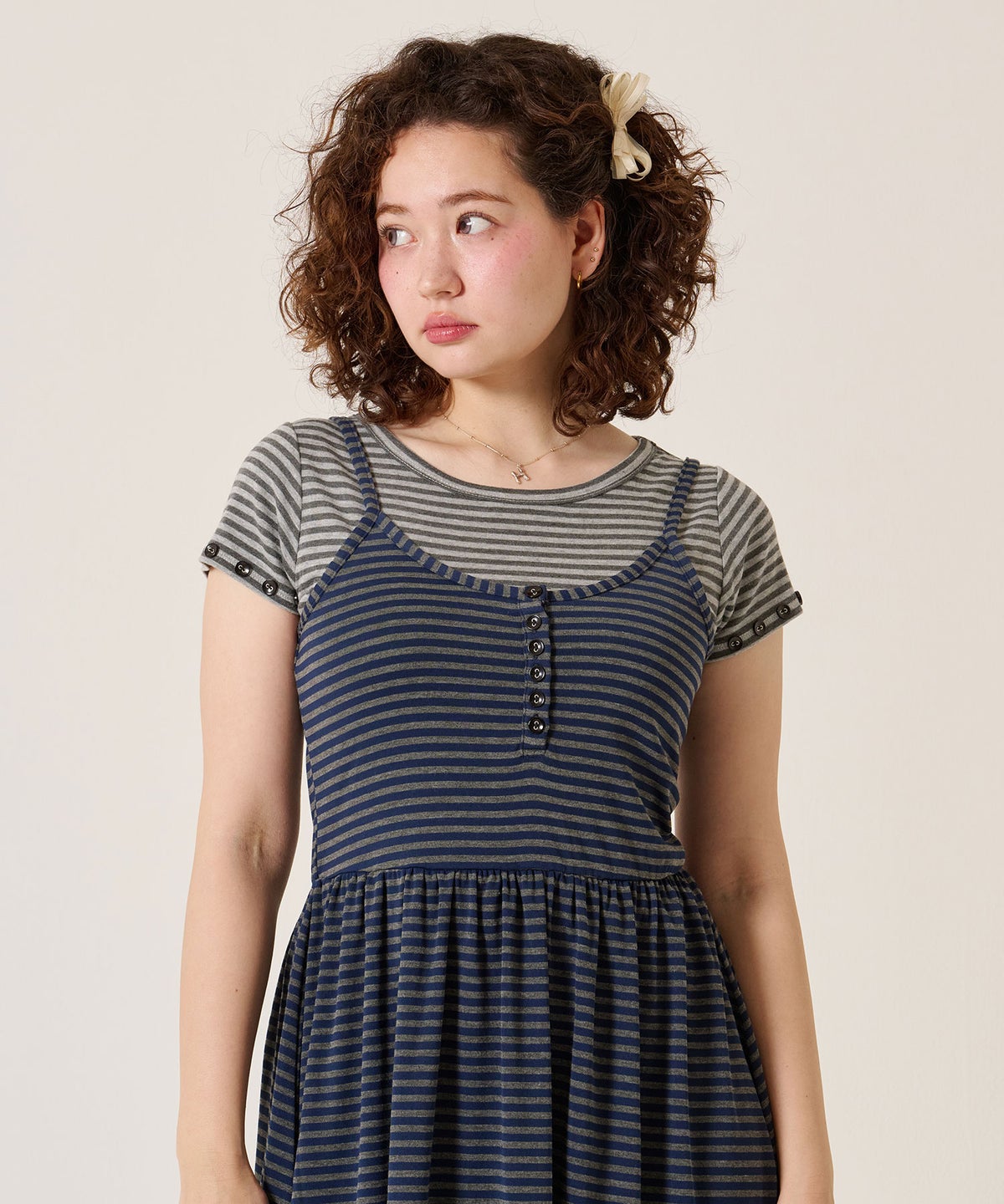 トップス/Tシャツ/ボタン付き ボーダー チビＴ TINA：JOJUN 