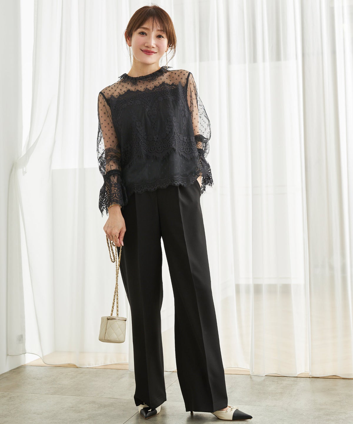 手洗い可 大人可愛い 上品 きれいめ 大人カジュアル フェミニン 白黒 春 シースルー 柄 ジョイントスペース