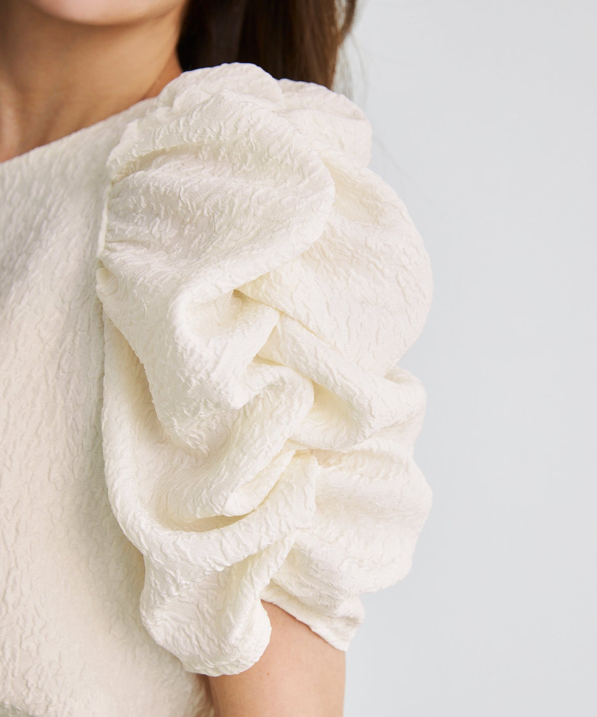 手洗い可 上品 きれいめ 大人カジュアル オフィス フェミニン シンプル パワーショルダー 体型カバー  ジョイントスペース