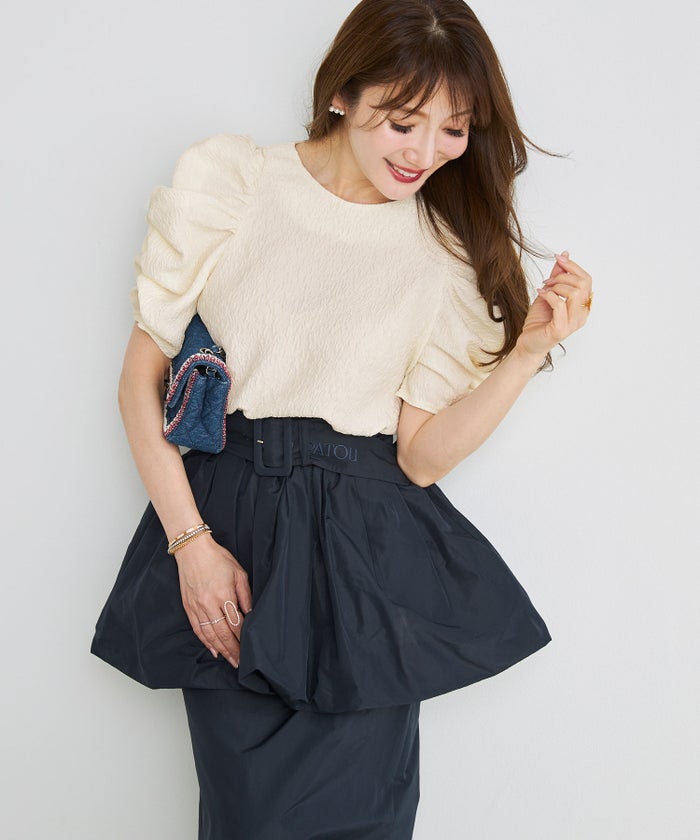 手洗い可 上品 きれいめ 大人カジュアル オフィス フェミニン シンプル パワーショルダー 体型カバー  ジョイントスペース