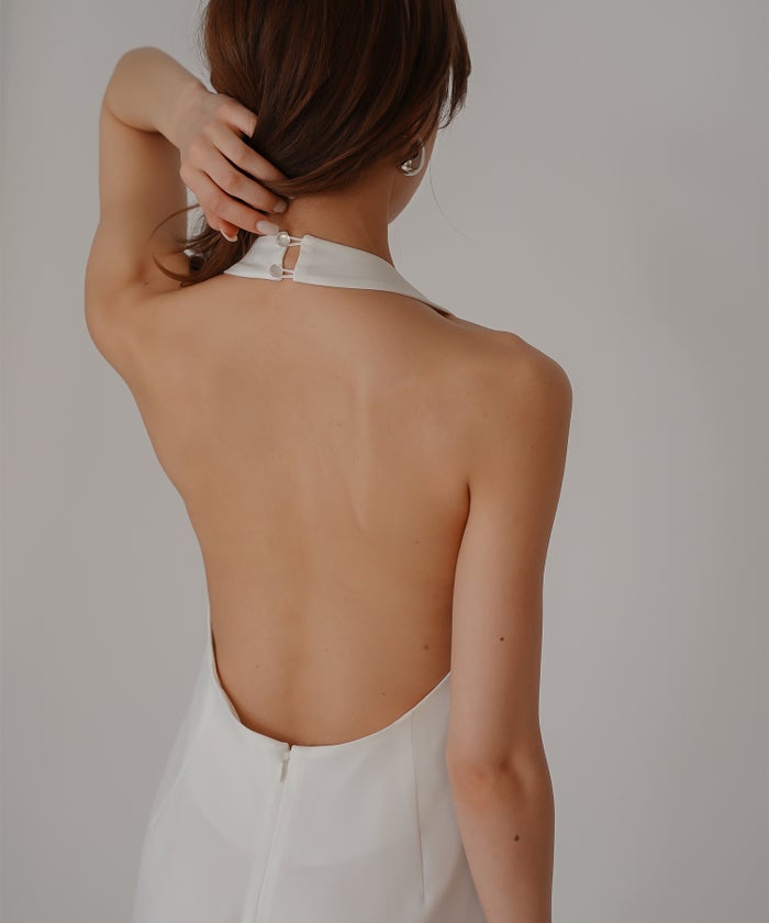 バックオープン ホルター オールインワン KINO THE KEI 海外ファッション モード 韓国ファッション 韓国風 大人モード 大人コーデ パーティー 二次会コーデ オケージョンコーデ ディナーコーデ お呼ばれコーデ ドレスライク オールインワンドレス きれいめドレス カジュアルドレス リゾートドレス