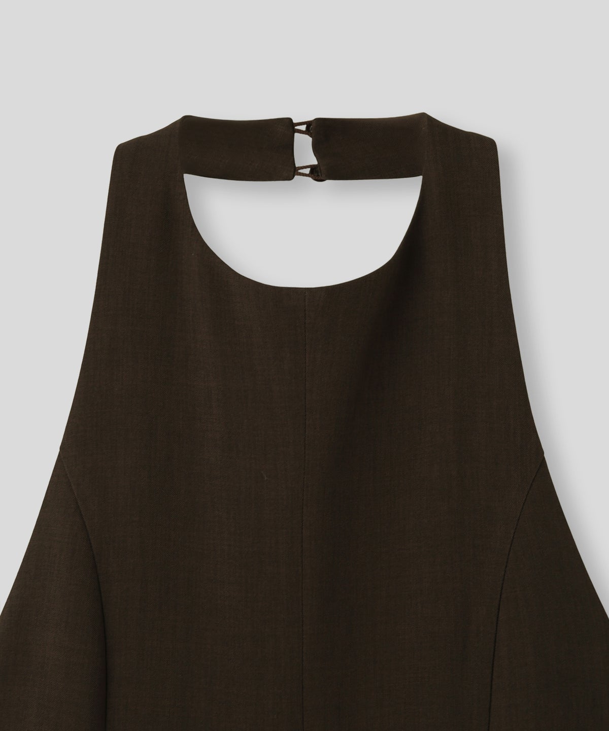 バックオープン ホルター オールインワン KINO THE KEI 海外ファッション モード 韓国ファッション 韓国風 大人モード 大人コーデ パーティー 二次会コーデ オケージョンコーデ ディナーコーデ お呼ばれコーデ ドレスライク オールインワンドレス きれいめドレス カジュアルドレス リゾートドレス