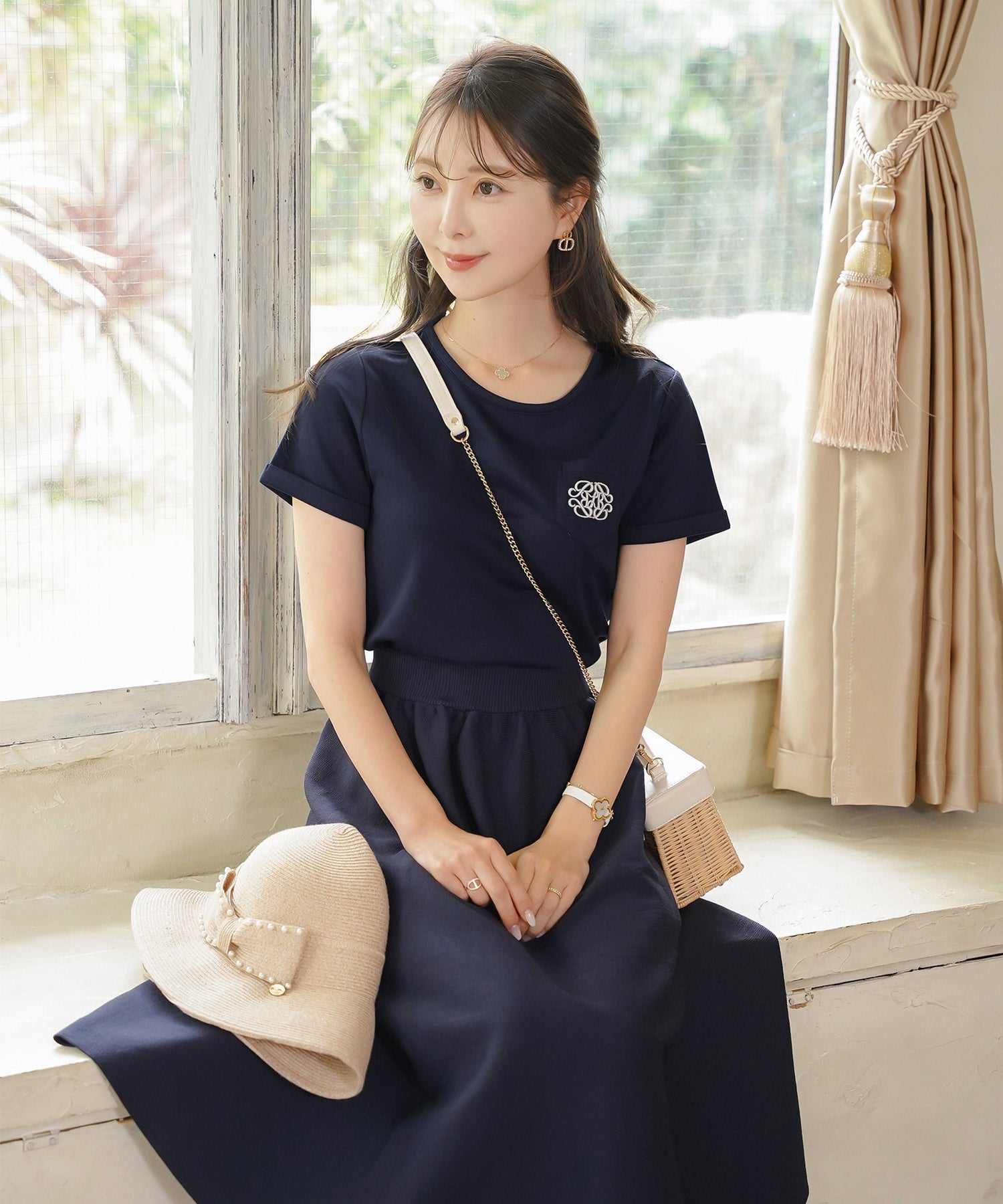6/上旬頃発送予定！刺繍 ポケット Tシャツ le reve vaniller 全2色
